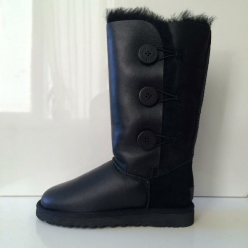UGG Bailey Button Triplet II Leather Black